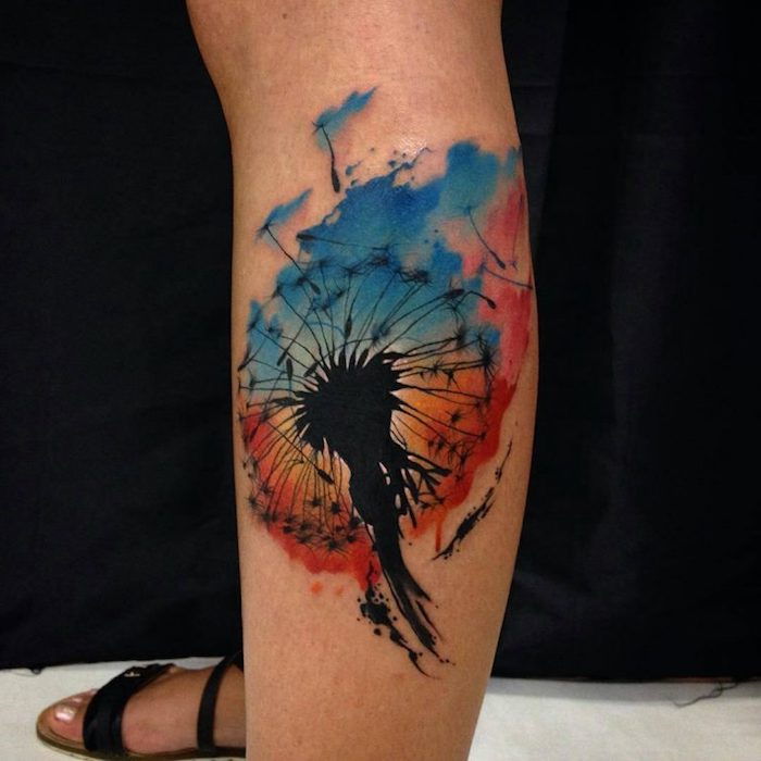 storfärgad maskros tatuering på benet, vattenfärg tatuering