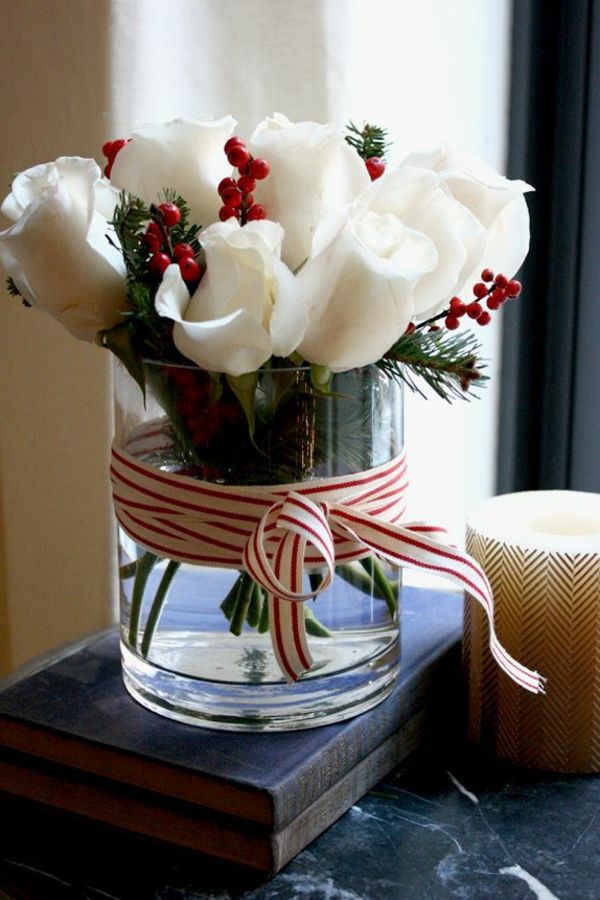 Ozdoby choinkowe - róże w kolorze białym