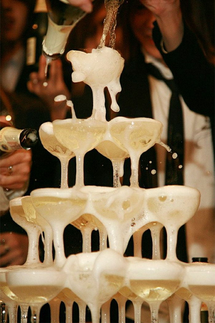 Šampanjec stolp vintage poročne kozarci šampanjca