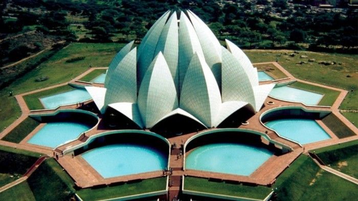 Dışavurumcu mimari Lotus kutsal-çok güzel