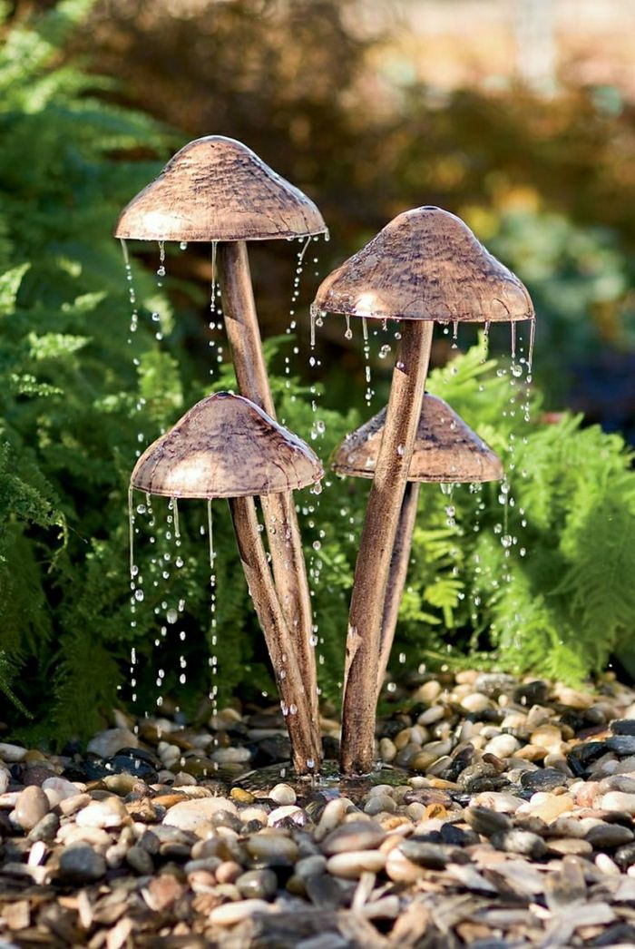 Fântâni pietre decorative sub formă de plante ciuperci