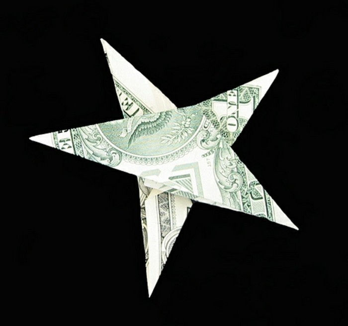 pinigų dovanos Kalėdų-pack-a-Star-of-dviejų banknotų-in-juoda-fone