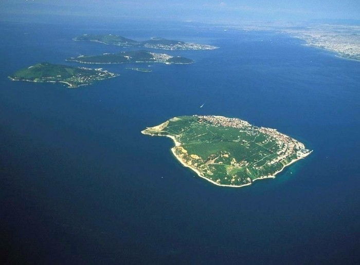 pamiatok-prince Istanbul Island