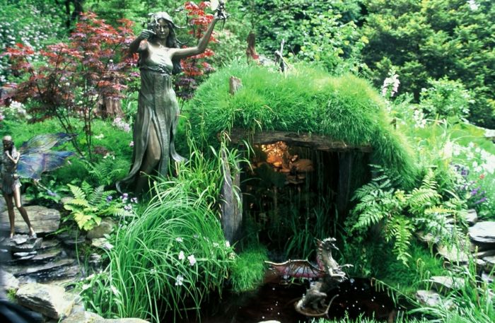 Jardim britânico famosos aristocrático-pequena cachoeira-mar deusas fadas estátuas de Jane Austen