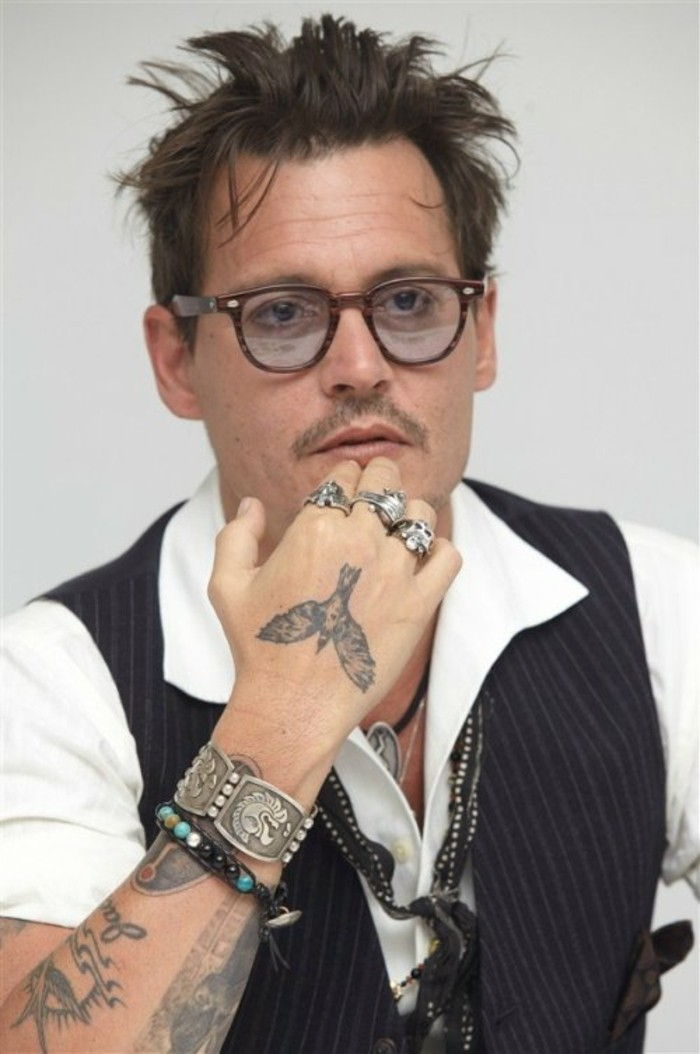 Johnny Depp idee molti tatuaggio