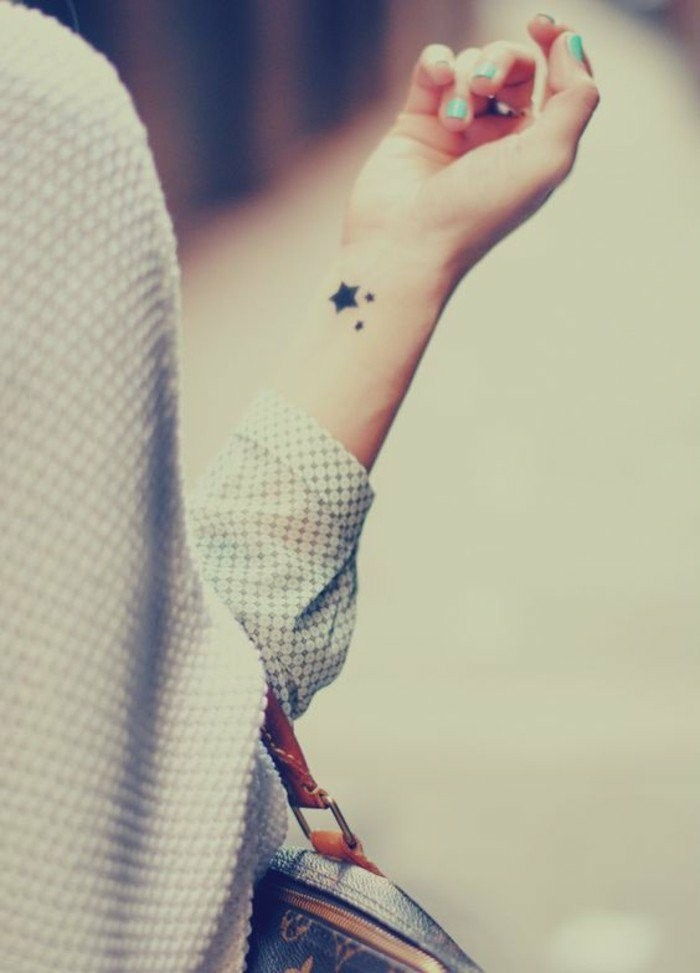 Mažos tatuiruotės kaip-a-žvaigždučių