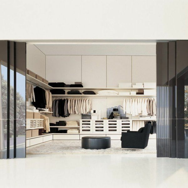 Lyxig garderobs-walk-in-the-bedroom lyxig klädkammare
