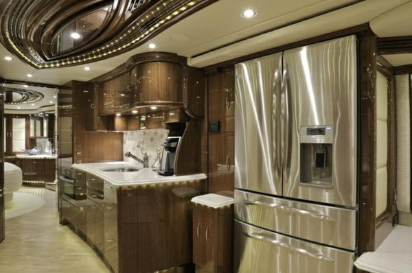 Luxury RV-med - fantastisk-Interior Camper leie