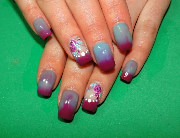 Nails veranderende kleuren turquoise bordeaux Flower Decoration
