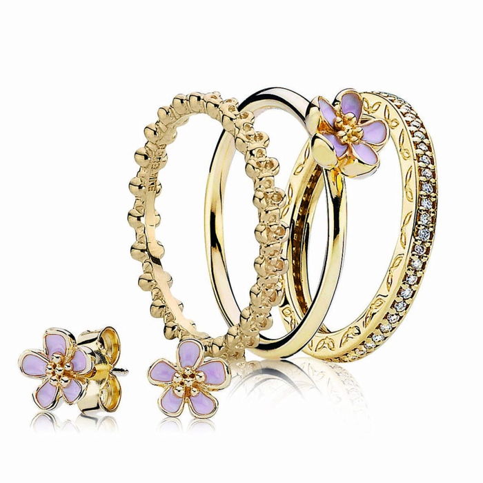Pandora ringer gull diamant-lilla blomster