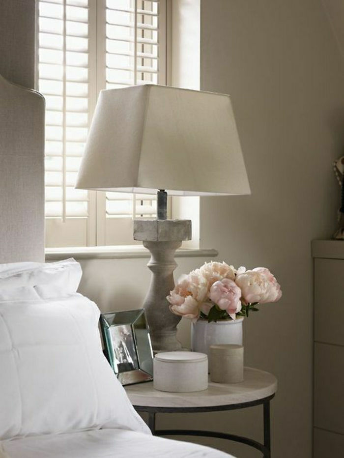 Slaapkamer pastel kleuren design lamp nachtkastje decoratie Peony