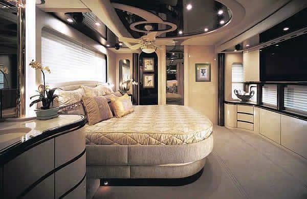 Soverom-in-campingvogn innredning idé Camper med luksuriøst design