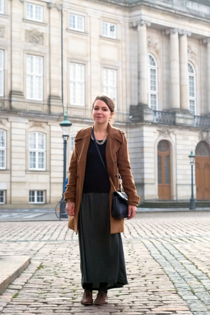 Skandinavishe mote kvinne-brun frakk Long-kvinner stein