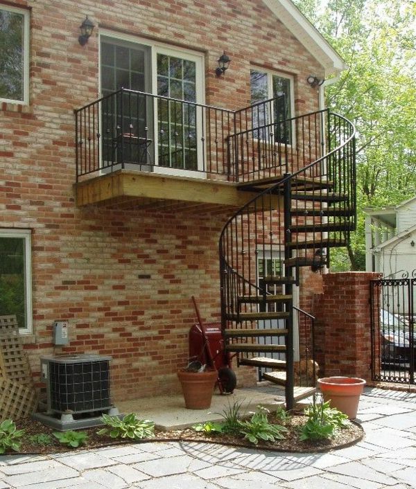 Spiralne stopnice-at-home lesenih stopnic