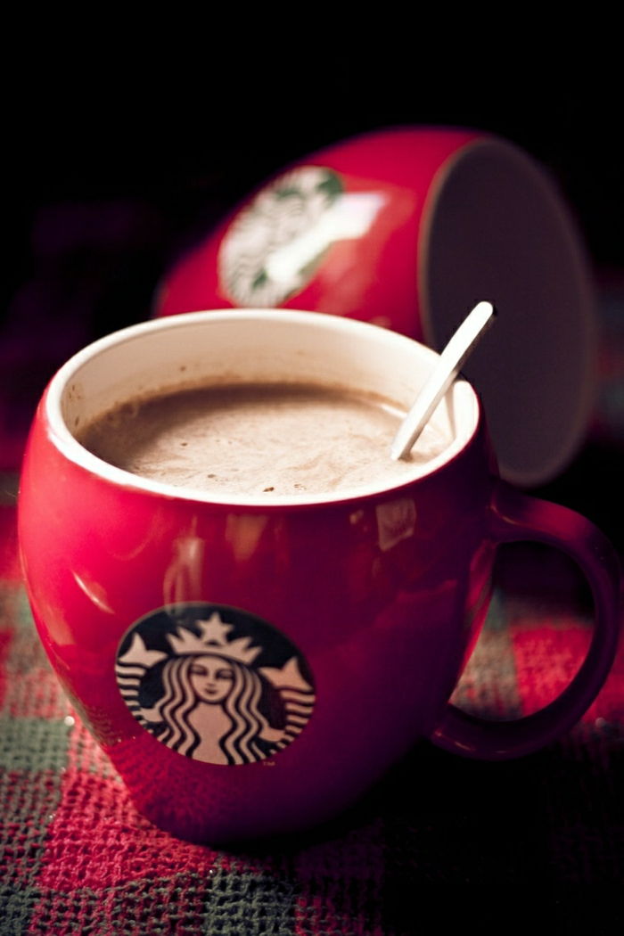Starbucks rød kaffekopp koselig Hot Coffee