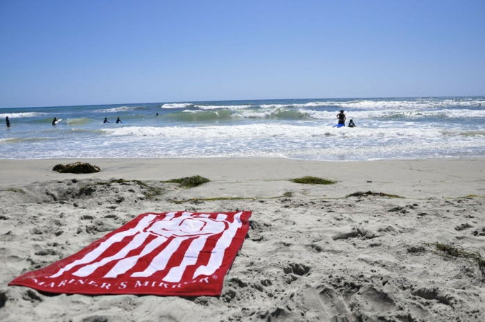Plážový uterák-červeno-bielo-pruhované Sand Sea