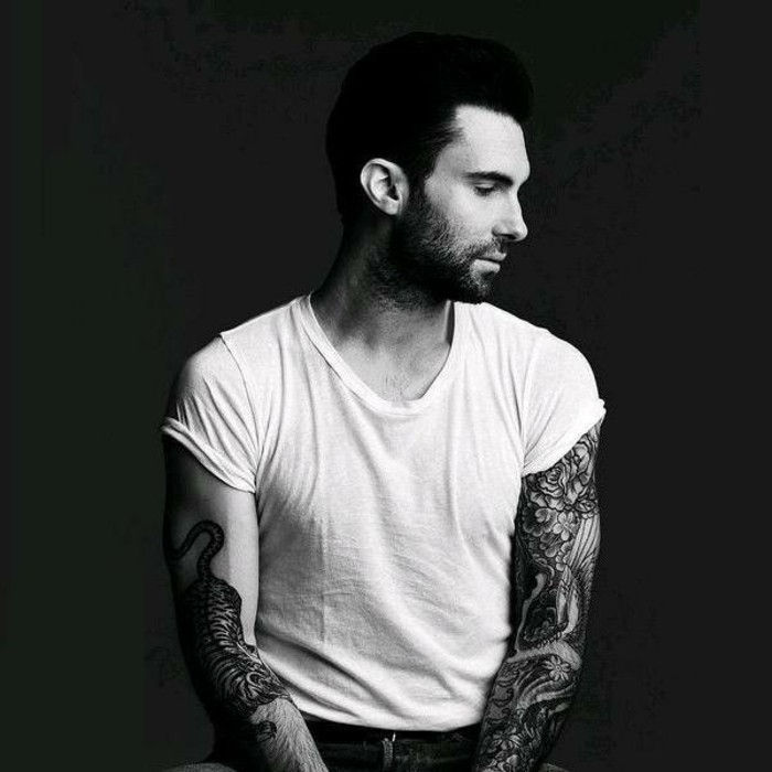 Tatuaggio-Motive-man tatuato-Slee-Adam Levine