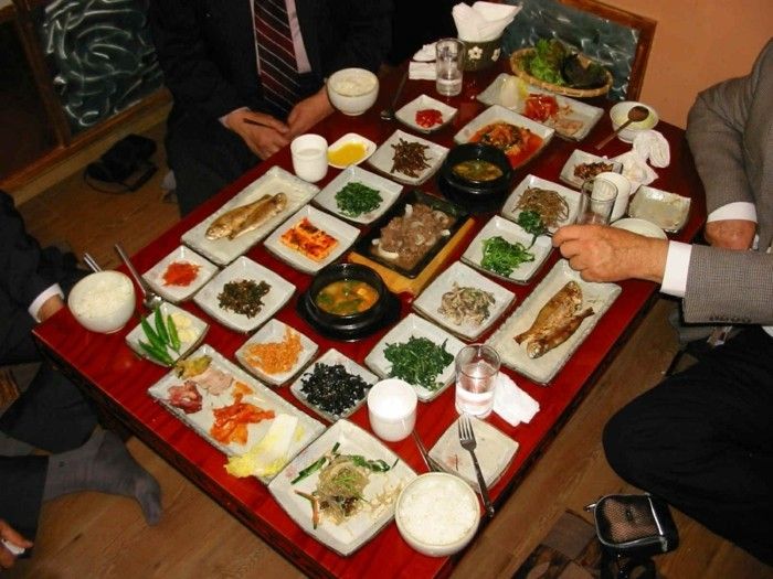 Stalo serviravimo pavyzdžių metų egzotinių patiekalų
