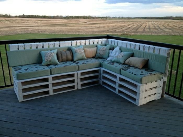 Veranda, oblikovanje pohištva Palette kavč-zeleno-oblazinjeno blazine