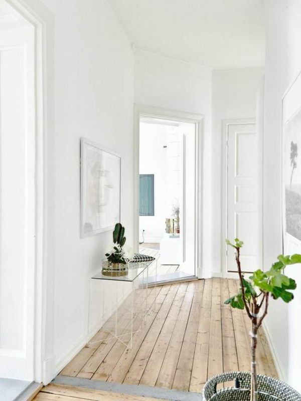 Wohnideen-per-casa-interno-con-pavimento in legno nel corridoio