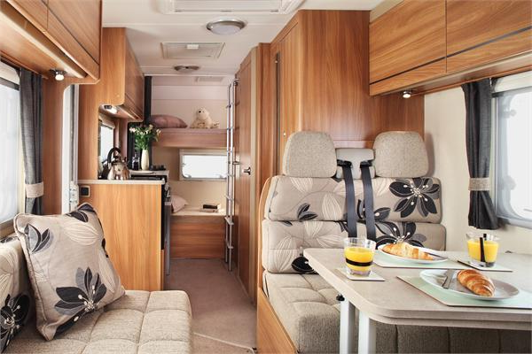 RV brukt campingvogn-buy-Caravan Forum Camper med luksuriøst design