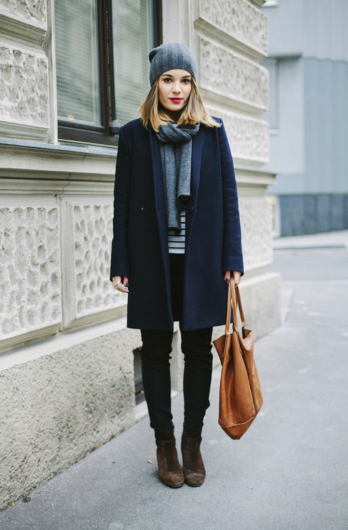 Wollen jas Ladies zwart-classic-model grijze sjaal