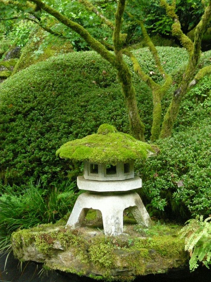 Zen Garden Kameň Lantern Moss