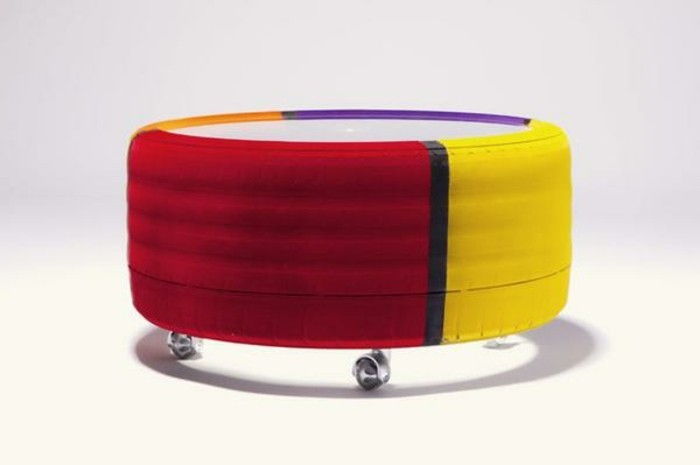 recyklácia pneumatík použité moderné DIY-nábytok-stoličky-in-two-color