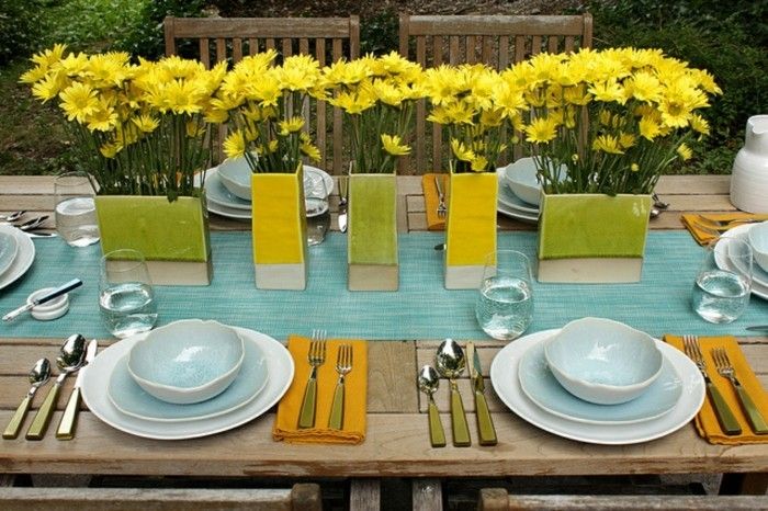 Fancy stalo papuošimas Vestuvių geltonos gėlės