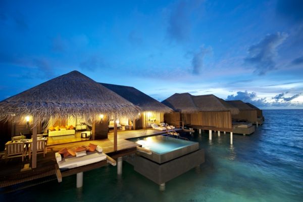 Ayada-Maldyvai-atostogos-Maldyvai-kelionės-Maldyvai-kelionės-idėjos-for-travel Šventės Maldyvuose