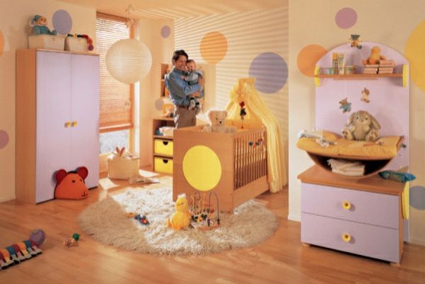 bebek odası renkli tasarım duvar rengi-kayısı-pembe