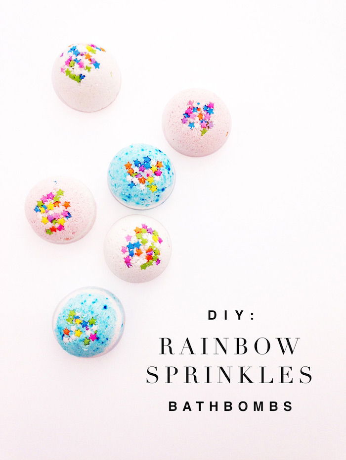 Renkli sprinkles ile banyo bombaları kendiniz yapın, diy hediyeler