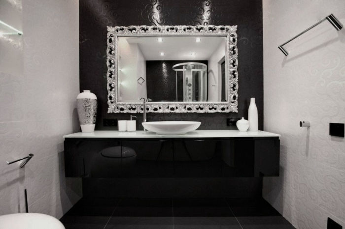 bad-i-svart-hvitt-moderne-speil