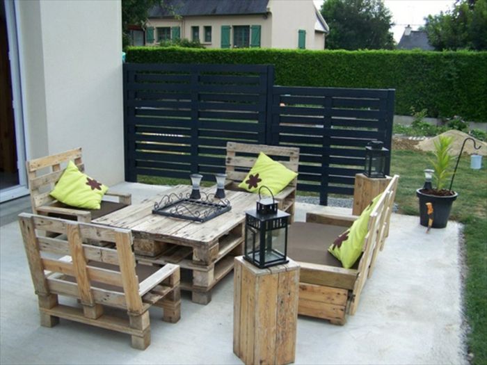 balcone-divano-own-build-table-of-pallet