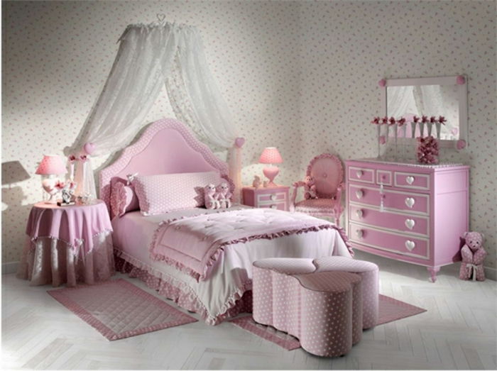 Casa Barbie-mici-dormitoare