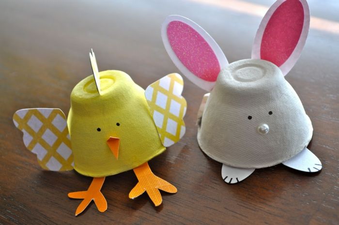 Tinker chick og påske kanin med papir og egg boks - gul og grå