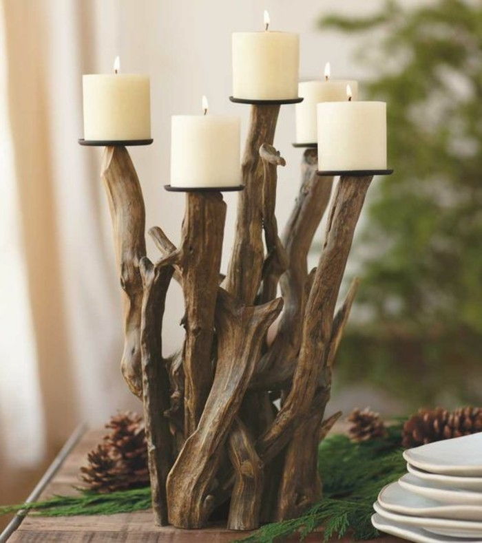 Taisome-su-Driftwood-balta-žvakių-žvakidė-žalia-filialas-pušies kankorėžis-kasininkas