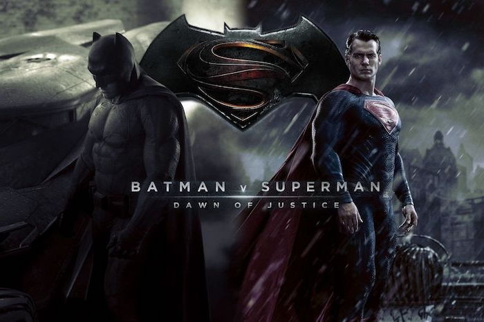 aici vă vom arăta postere ale filmului Batman v superman și o combinație a celor două logouri ale lui Batman și Superman