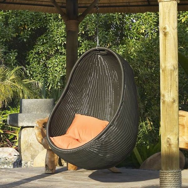 exemple pentru scaune de răchită - design modern - în grădină