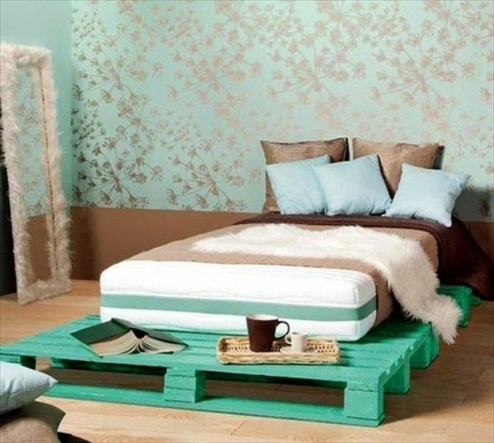 łóżko-own-build-make-out-stary-euro-palety-a nawet łóżko