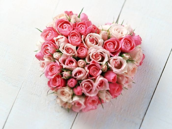 Srdce z ruží, romantická kytica, perfektný darček pre milú ženu, kráľovnú medzi kvetinami
