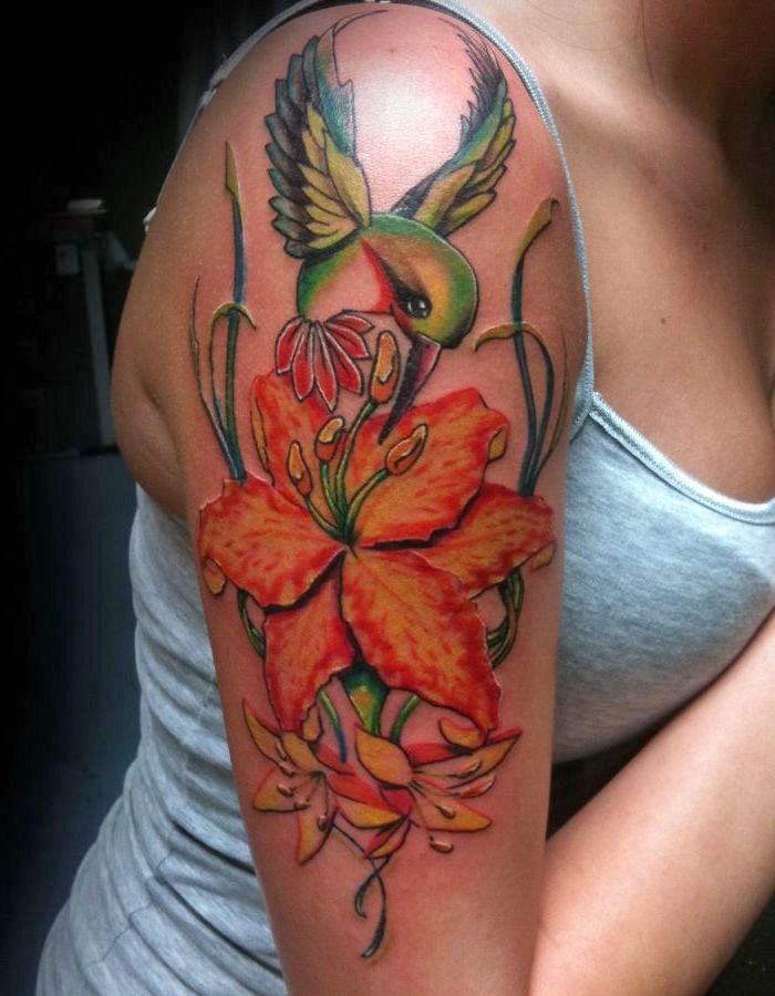gėlių šakelė, spalvos lelijos tatuiruotė kartu su kolibriu
