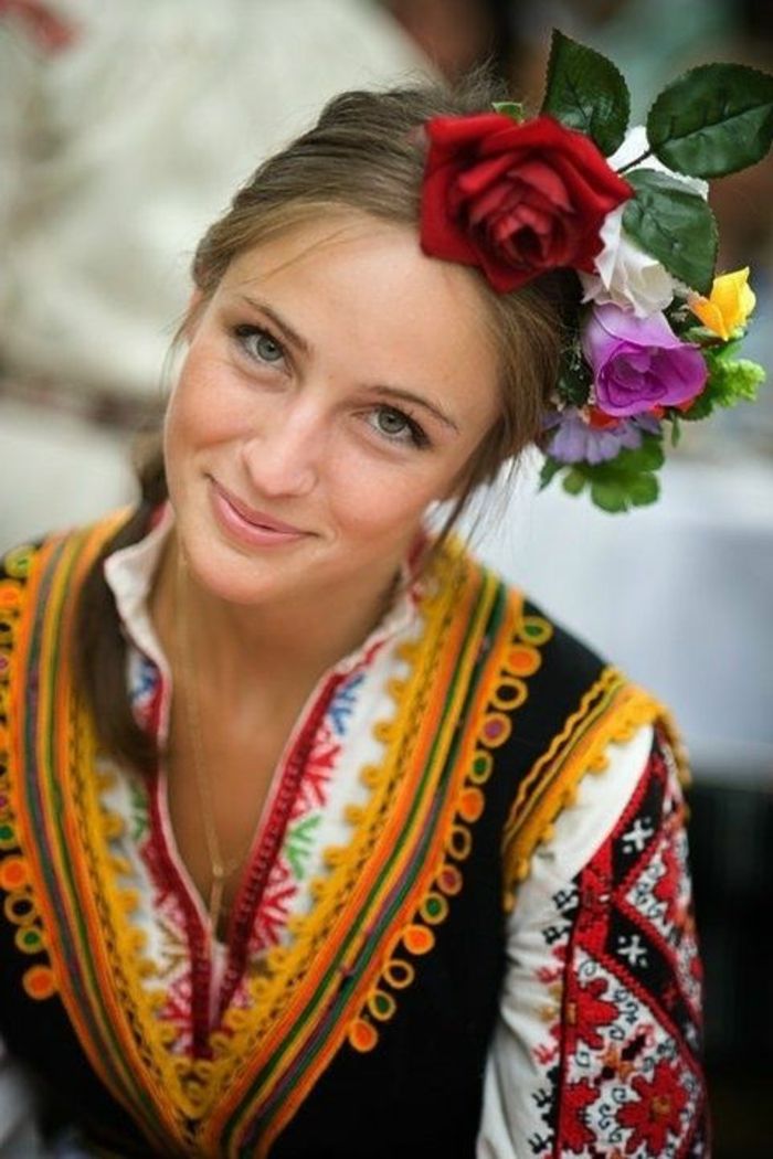 Bulgarsk-rose-a-super-vakre-natural-kvinne