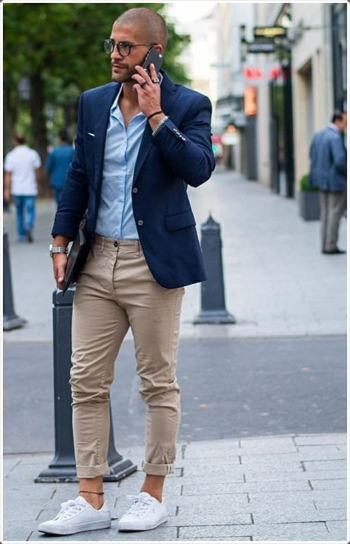 Neardykite vyrams papuošalus ne laikrodžių apyrankę kojų ir rankų akinius mobiliuoju telefonu