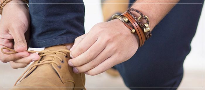 Clarks com pulseiras combinam um arco fazer homem com estilo de moda 2017 código de vestuário casual