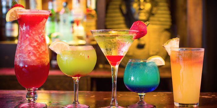 Tropik kokteyller için dört fikir, her zevke ferahlatıcı yazlık içecekler