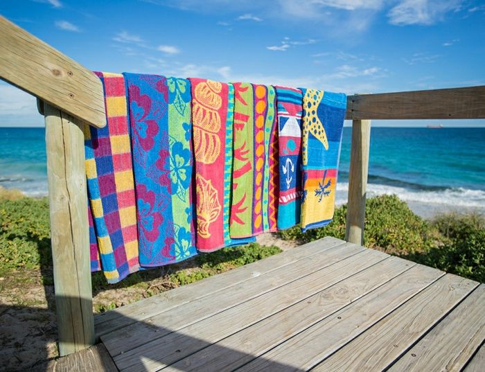 cool-toalhas de praia-colorido-padrões diferentes