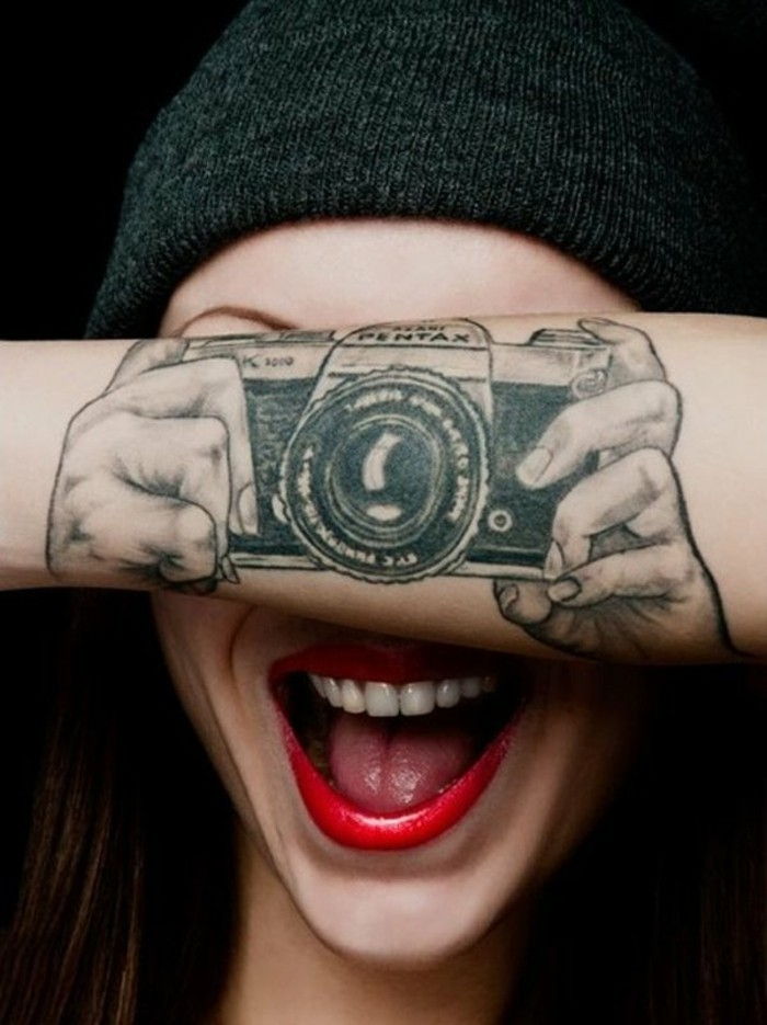 kule tatoveringer-for-kvinner fotokamera