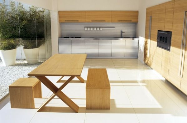 -cooles-dining-sett-med-moderne-møbler-fra-tre