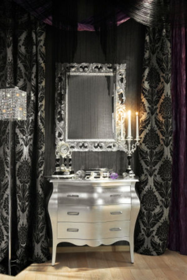 cool-spegel-design-in-gothic-badrum